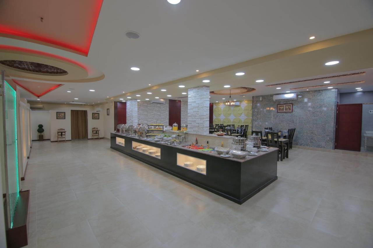Rose Oasis Hotel Najran Extérieur photo