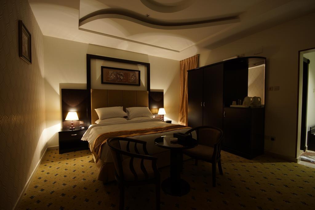 Rose Oasis Hotel Najran Extérieur photo