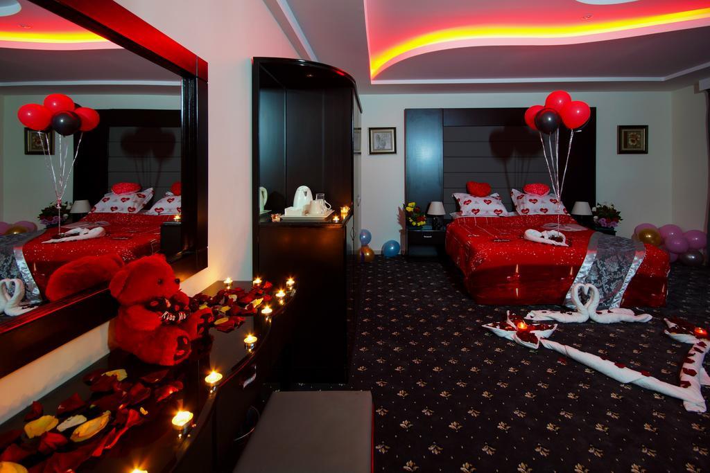 Rose Oasis Hotel Najran Extérieur photo