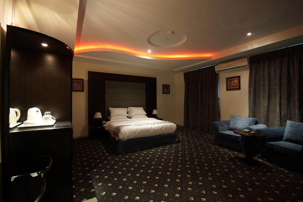 Rose Oasis Hotel Najran Extérieur photo