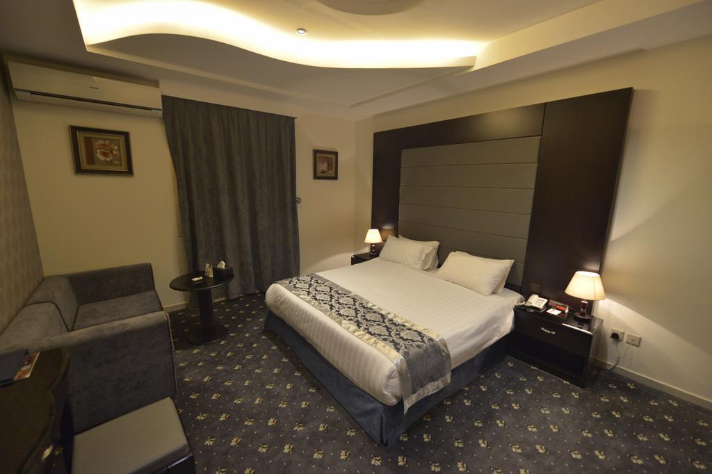 Rose Oasis Hotel Najran Extérieur photo