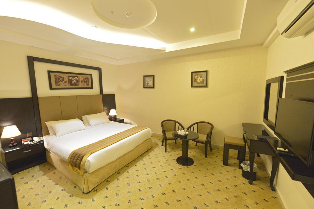 Rose Oasis Hotel Najran Extérieur photo